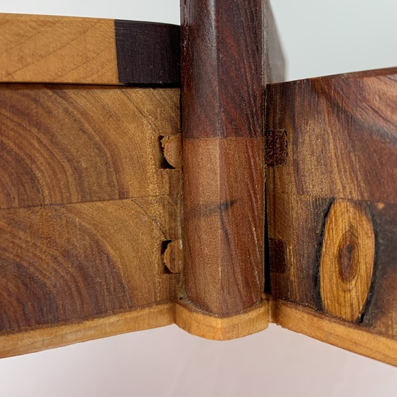 Handcrafted wooden butterfly box - Picture 11 of 15